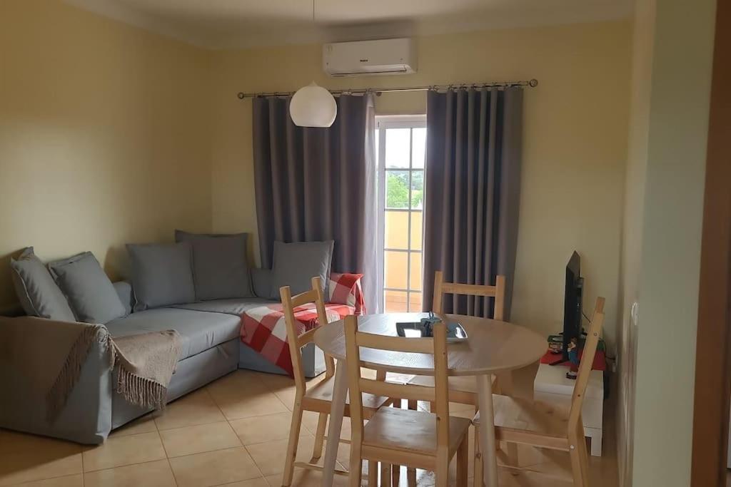 Stela ' S Guest House Loulé Zewnętrze zdjęcie